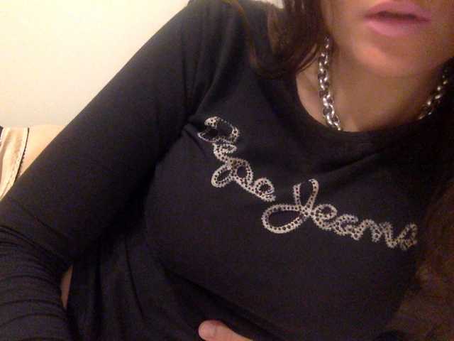 Capturas de pantalla de transmisión SweetLoLi