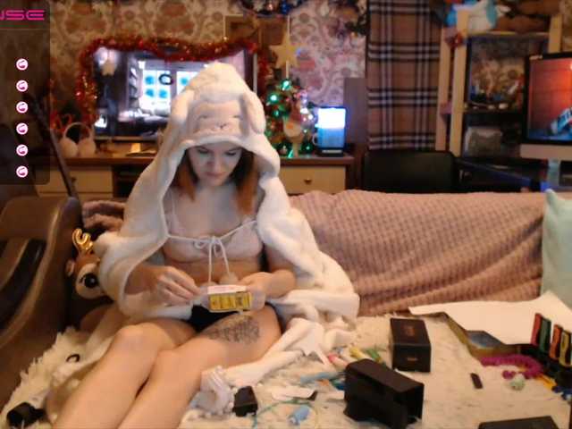 Fotos LopnLous 500 tokens , All New Year mood))) Naked , 167 tokens already collected, left 333 tokens