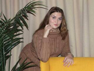 Chat de video erótico LoraBrie