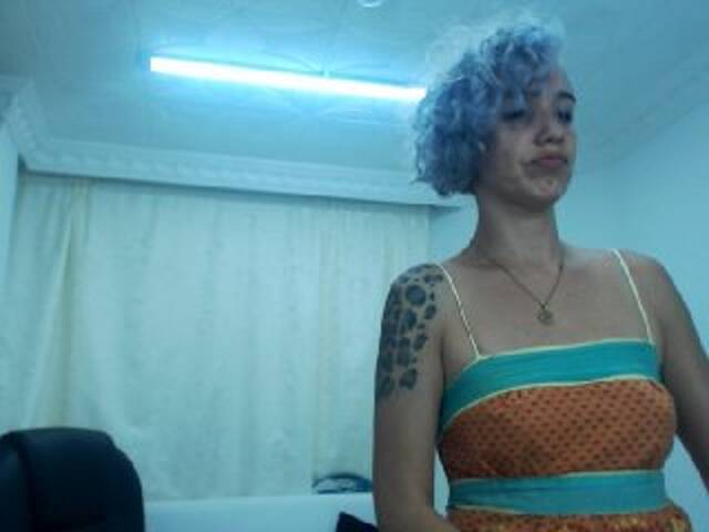 Capturas de pantalla de transmisión Luandaaa