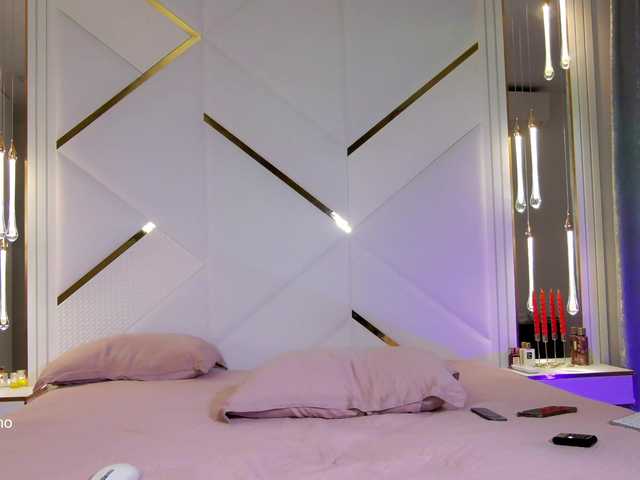 Capturas de pantalla de transmisión AliceMO