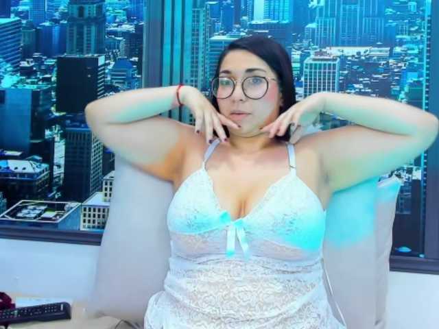 Fotos LulluMagic Guys today I'm very horny and I want to fuck #latina #toys #bigass #bigtits #tattoo #curvaceous