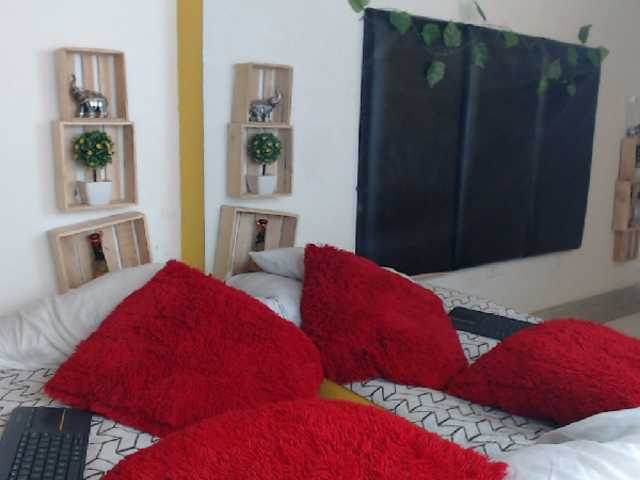 Capturas de pantalla de transmisión LunaBalewa