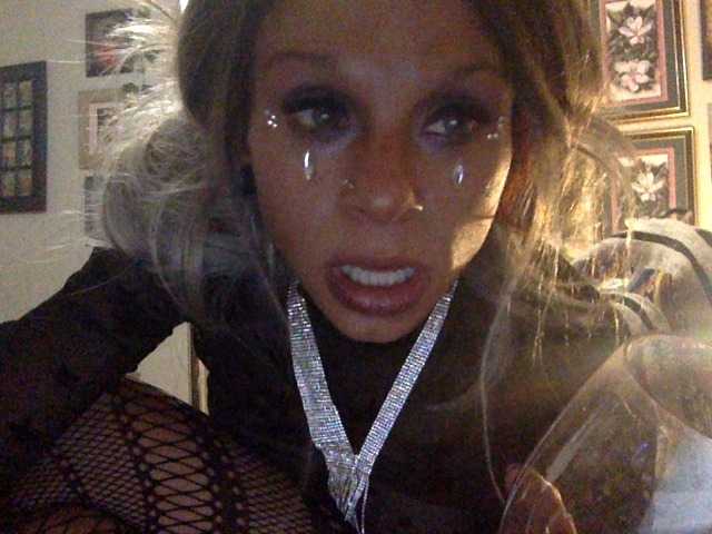 Capturas de pantalla de transmisión LunaKittyKat3