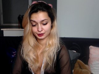 Capturas de pantalla de transmisión LyonessXxx