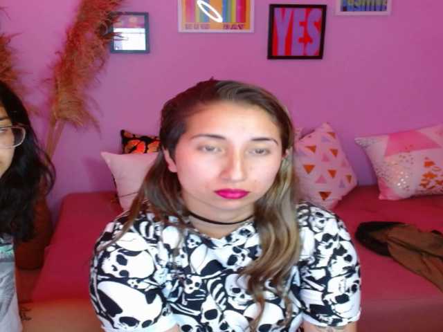 Capturas de pantalla de transmisión mae-aine-tay