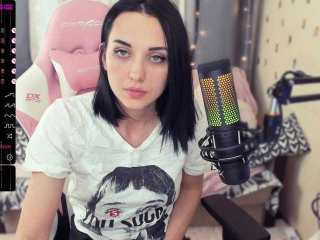 Capturas de pantalla de transmisión MalinaBo0m