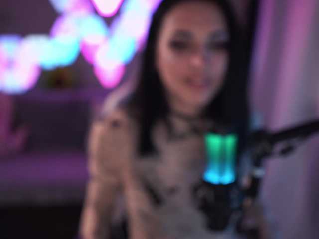 Capturas de pantalla de transmisión MalinaBo0m