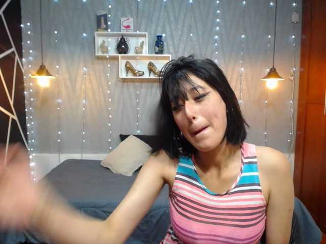 Capturas de pantalla de transmisión Mariana-Jones