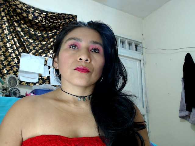 Capturas de pantalla de transmisión MARIANASEXY83