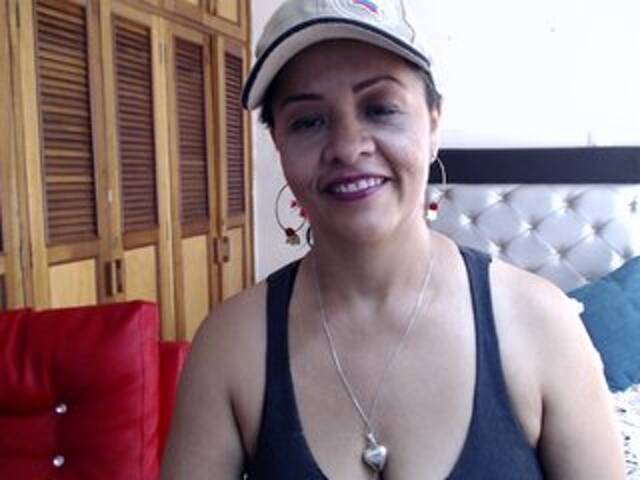 Capturas de pantalla de transmisión mary41