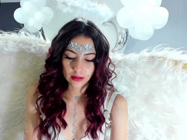 Capturas de pantalla de transmisión MayaHicks