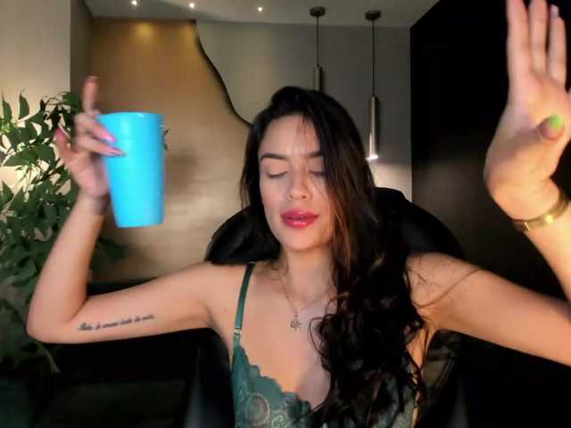 Capturas de pantalla de transmisión MayaRivera