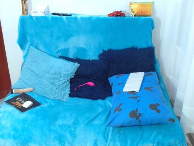 Capturas de pantalla de transmisión mayramilf