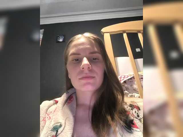 Capturas de pantalla de transmisión me-la-nia19