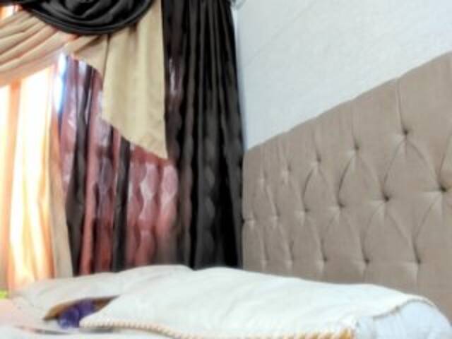 Capturas de pantalla de transmisión megan-rose