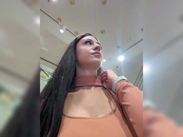 Capturas de pantalla de transmisión _Meggi_