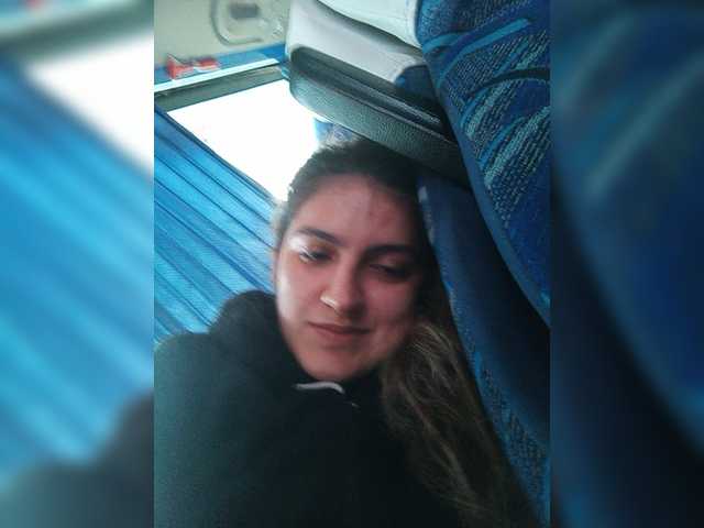 Capturas de pantalla de transmisión Melanie1