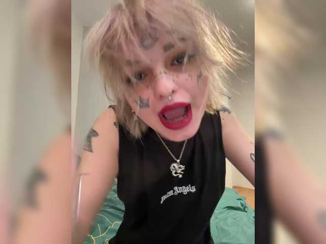 Capturas de pantalla de transmisión MelindaArnold