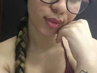 Chat de video erótico Melody-adams