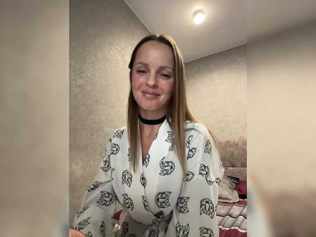Capturas de pantalla de transmisión Alishaaa_
