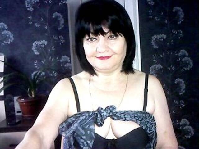 Capturas de pantalla de transmisión MERCYRU