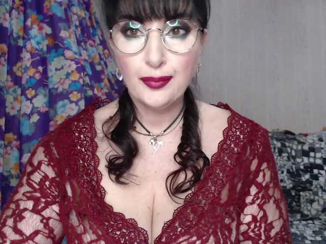 Capturas de pantalla de transmisión merilinxxx