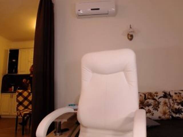 Capturas de pantalla de transmisión MeriLovely