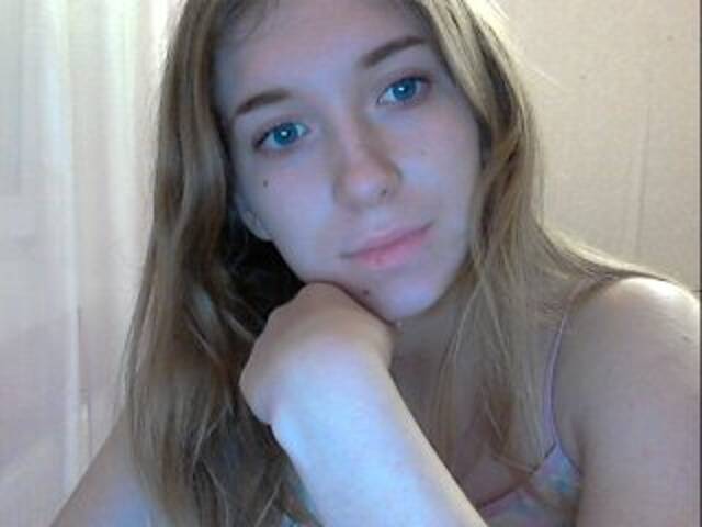 Capturas de pantalla de transmisión meryylin