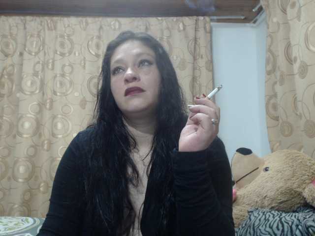 Capturas de pantalla de transmisión miaeyes