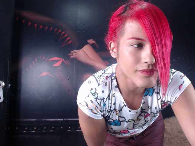 Capturas de pantalla de transmisión MIAFOXXX1