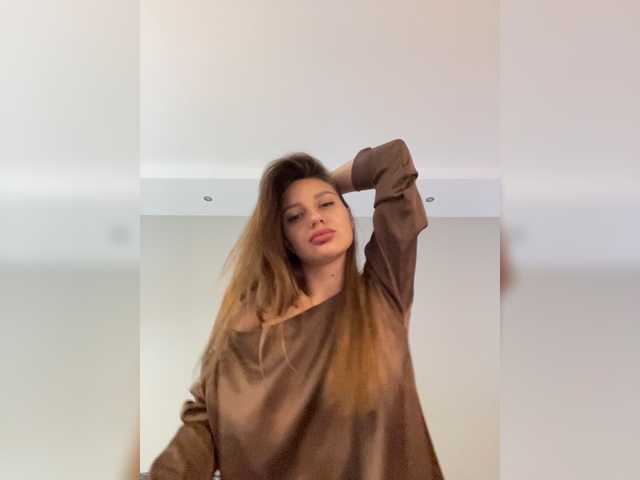 Capturas de pantalla de transmisión Solomiyaa