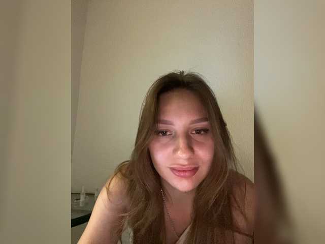 Capturas de pantalla de transmisión Solomiyaa