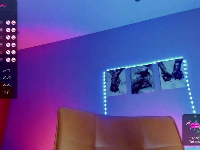 Capturas de pantalla de transmisión Mila-Hot