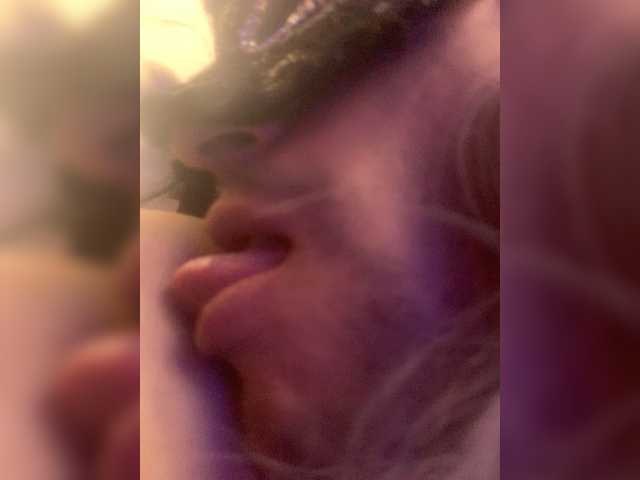 Capturas de pantalla de transmisión Milena-0907