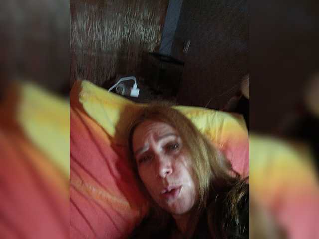 Capturas de pantalla de transmisión MILA_MILFAS