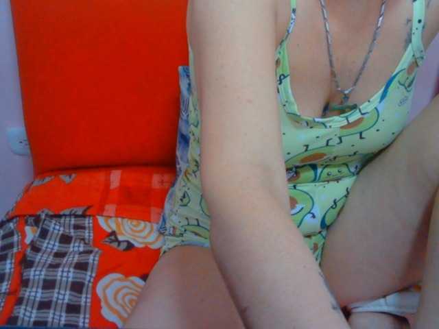 Capturas de pantalla de transmisión mimisexxxa