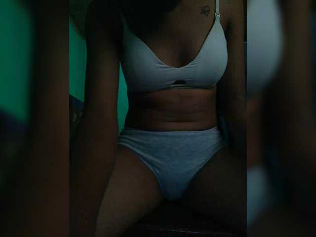 Capturas de pantalla de transmisión Mira-26