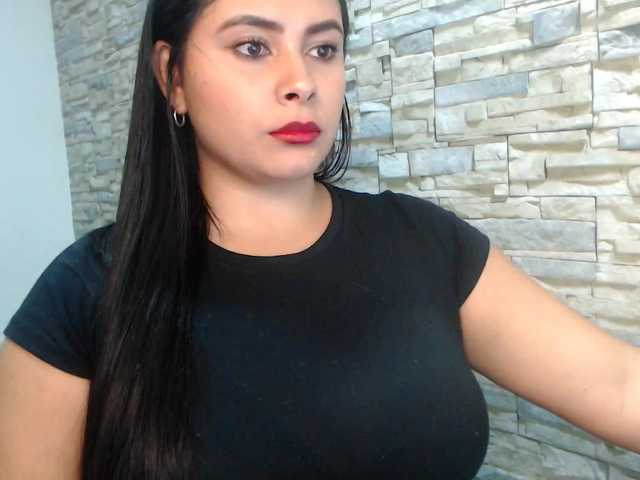 Capturas de pantalla de transmisión miss-daniela