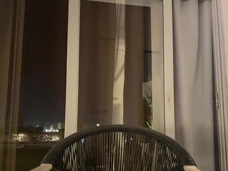 Chat de video erótico Liana-fit8