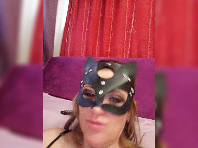 Capturas de pantalla de transmisión Miss_Kiss_Kiss