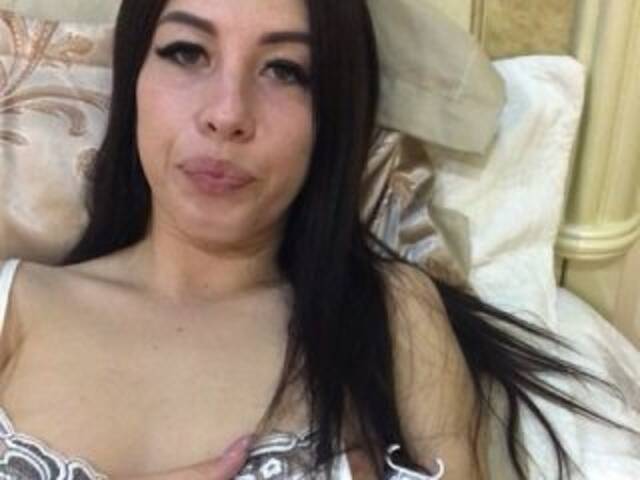 Capturas de pantalla de transmisión MissDior2