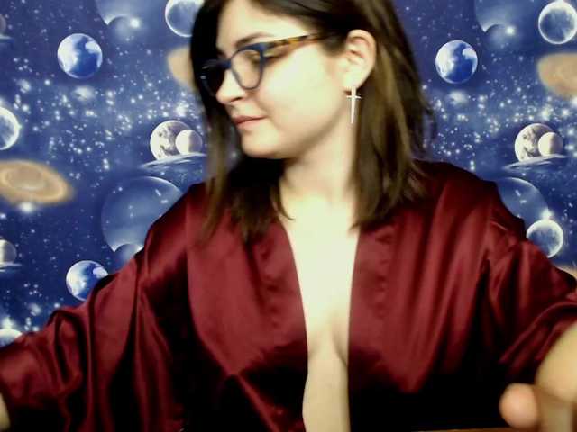 Capturas de pantalla de transmisión LolaSexTeach