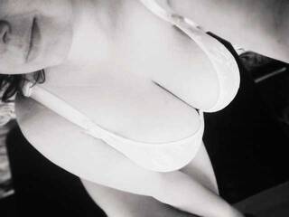 Chat de video erótico Modest666