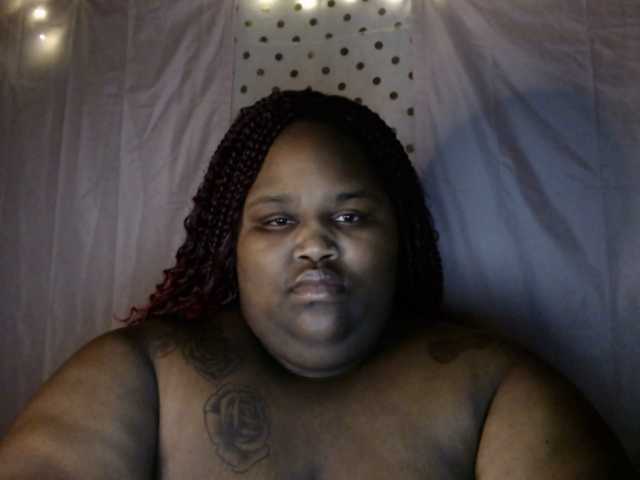 Capturas de pantalla de transmisión Molushyy