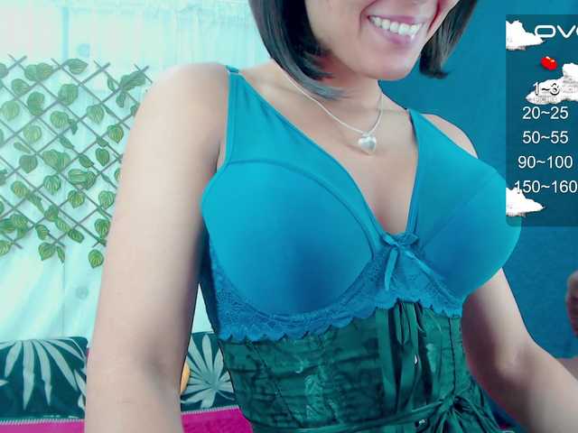 Capturas de pantalla de transmisión MommyJeva