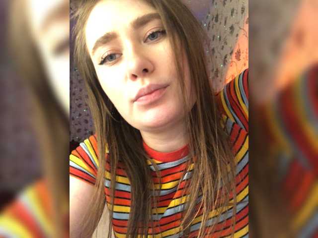 Capturas de pantalla de transmisión Mona-Liza