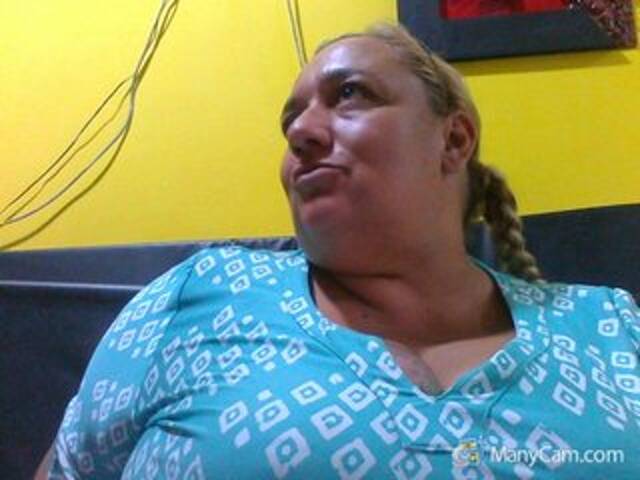 Capturas de pantalla de transmisión monalindagold