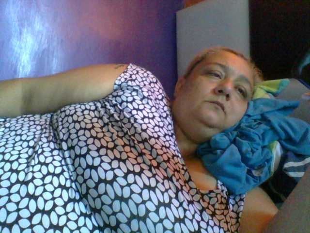 Capturas de pantalla de transmisión monalindagold