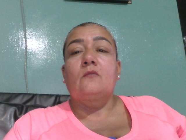 Capturas de pantalla de transmisión monalindagold